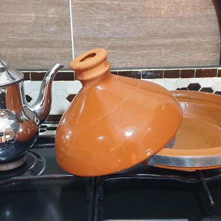 Mabrouka Apartment Marrakesh Bagian luar foto